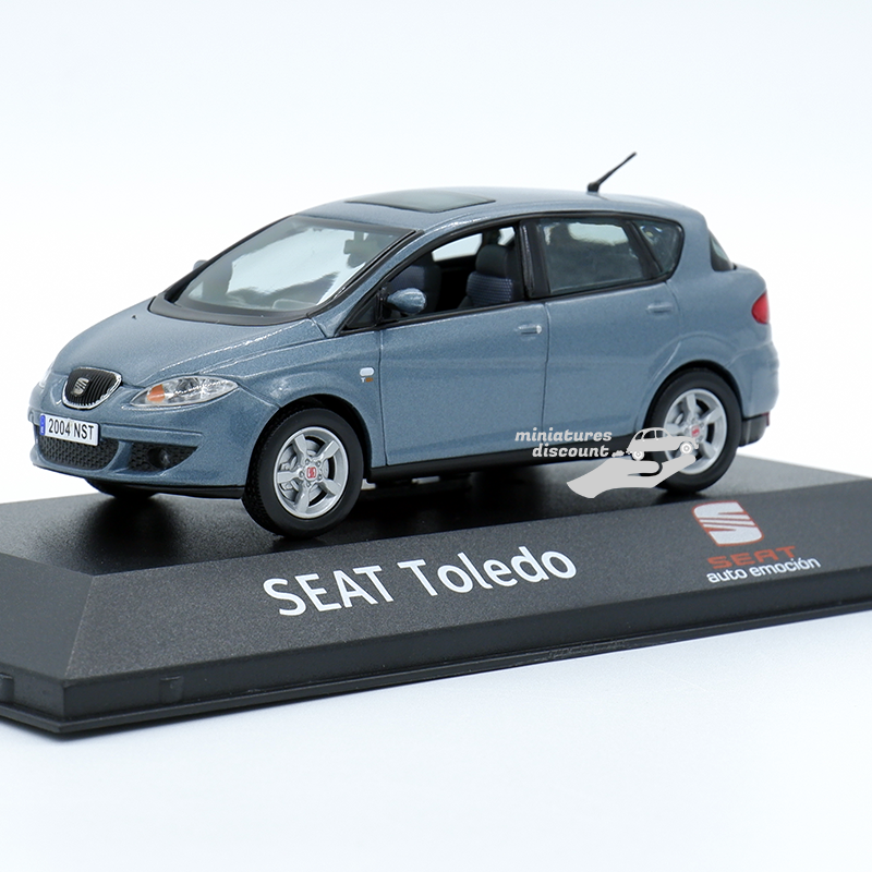 SÉAT TOLEDO (BLEU/GRIS) - IXO - 1/43ème en boite