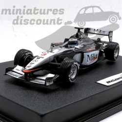 MC LAREN MP4 -16 PILOTÉE PAR MIKA HÄKKINEN (GRIS FONCÉ) - HOTWEELS - 1/43ème en boite