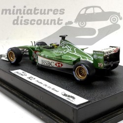 JAGUAR R2 PILOTÉE PAR PEDRO DE LA ROSA (VERT) - HOTWEELS - 1/43ème en boite