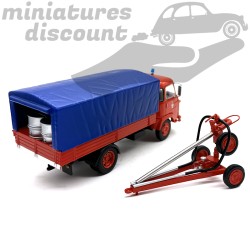 MINIATURE SAVIEM SG5 AVEC REMORQUE CANON MOUSSE POMPIERS (ROUGE) - 1/43ème sous blister