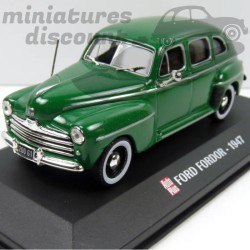 FORD FORDOR DE 1947 (VERT) - 1/43ème sous blister