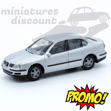SEAT TOLEDO (GRIS) - AMW - 1/87ème en boite