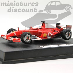 Ferrari F2004 Hot-Wheels pilotée par Rubens Barrichello - 1/43 en boite