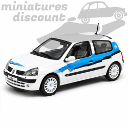 RENAULT CLIO 2004 (BLANC) - UNIVERSAL HOBBIES - 1/43ème en boite