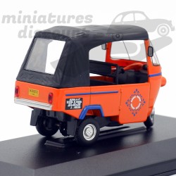 TAXI BAJAJ (ORANGE) - 1/43ème sur socle