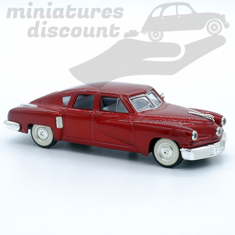 TUCKER DE 1948 (ROUGE) - ROAD SIGNATURE - 1/43ème sur socle