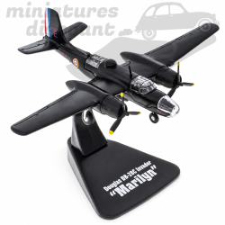 AVION DOUGLAS RB-26C INVADER "MARILYN" (NOIR) - 1/100ème sous blister