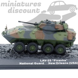 BLINDÉ LAV-25 "PIRANHA" (CAMOUFLAGE MILITAIRE) - 1/72ème en boite