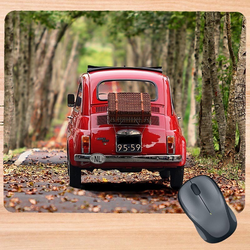 Tapis de souris - Fiat 500 Rouge en Forêt