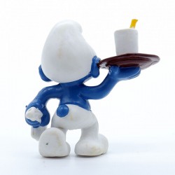 Figurine Schtroumpf - Schleich - Schtroumpf Serveur - Germany Pevo. Figurine Schtroumpf - Schleich - Schtroumpf Serveur - Germany Pevo.