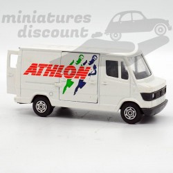 Mercedes Benz 207D - Corgi - 1/39 ème sans boite