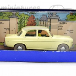 ALFA ROMEO GIULIETTA BERLINA TINTIN (CRÈME) "Les Bijoux de la Castafiore" - 1/43ème en boite