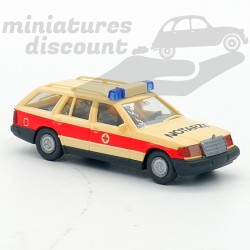 MERCEDES 230 TE AMBULANCE (BEIGE) - WIKING - 1/87ème en boite