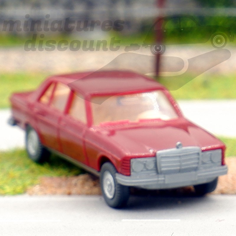 Mercedes 240D - Wiking 1/87ème