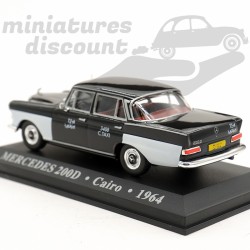 TAXI MERCEDES 200D (NOIR) - 1/43ème en boite