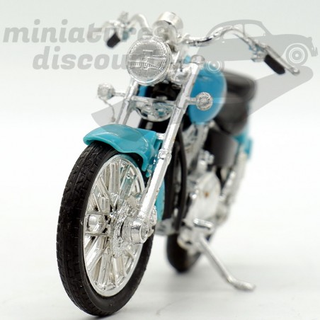 Moto Honda VT 1100 C2 ACE - 1/18ème sans boite