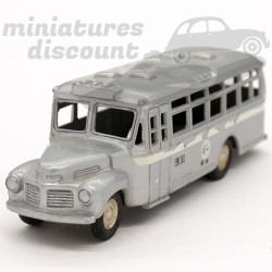 Bus Nissan 390 - 1952 -...