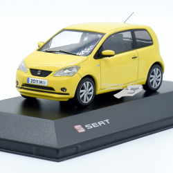 SÉAT MII (JAUNE) - IXO - 1/43ème en boite