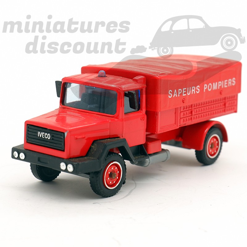 IVECO POMPIERS (ROUGE) - SOLIDO - 1/50ème en boite