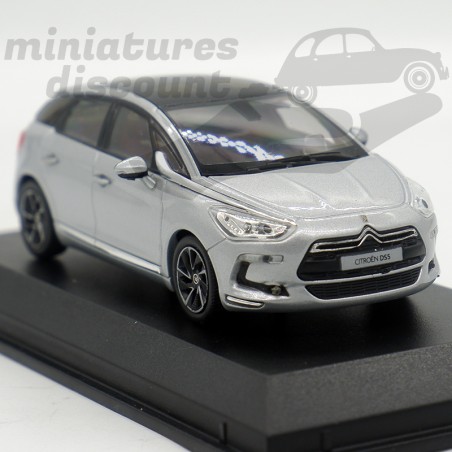Voiture CITROEN DS 5 Performance Line 2016 couleur gris platine avec une échelle de 1/43 conçu par NOREV sur