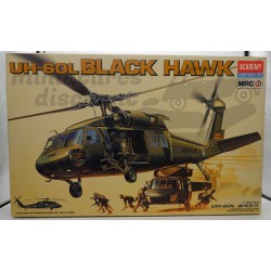 Helicoptère UH 60L Black...