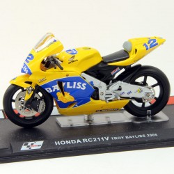 Honda RC211V - Troy Bayliss 2005 - 1/24ème en boite