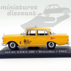 Taxi Mercedes 200 - Bruxelles 1962 - 1/43ème en blister