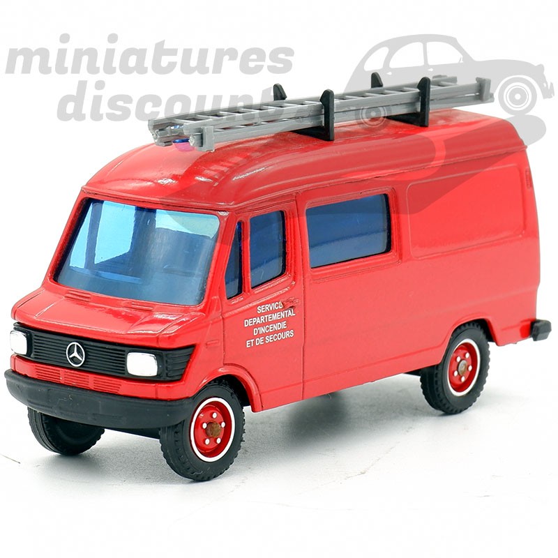 MERCEDES 407D (ROUGE) - SOLIDO - 1/50ème sans emballage