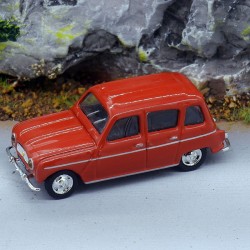 Renault 4L - Universal Hobbies - 1/87ème