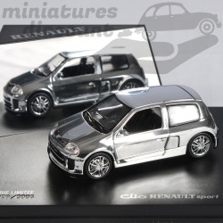 RENAULT CLIO SPORT V6 MILLÉNIUM -SÉRIE LIMITÉE (ARGENT/ALUMINIUM) - UNIVERSAL HOBBIES - 1/43ème en boite