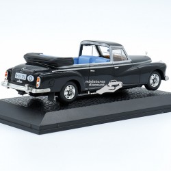 MERCEDES 300 LANDAULET (NOIR) - 1/43ème en boite