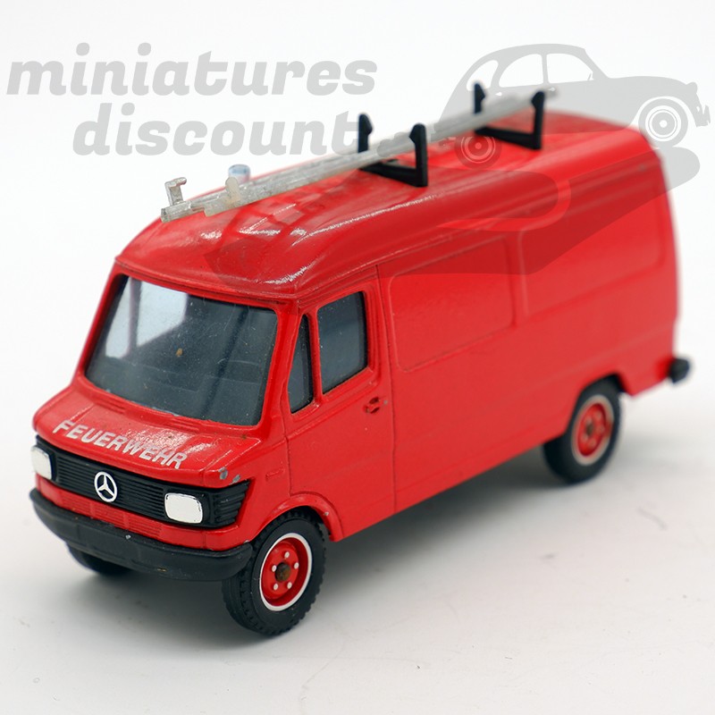 MERCEDES 407D (ROUGE) - SOLIDO - 1/50ème en boite