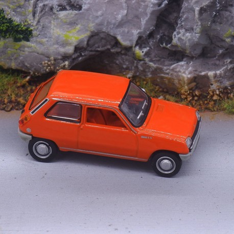 Renault 5 TL - Universal Hobbies - 1/87ème en boite
