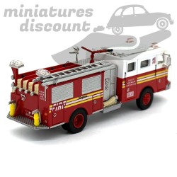 CAMION DE POMPIERS AMÉRICAIN, USA "FIRE DEPARTMENT EQUIPMENT TRUCK" (ROUGE) - SCHUCO - 1/87ème en boite