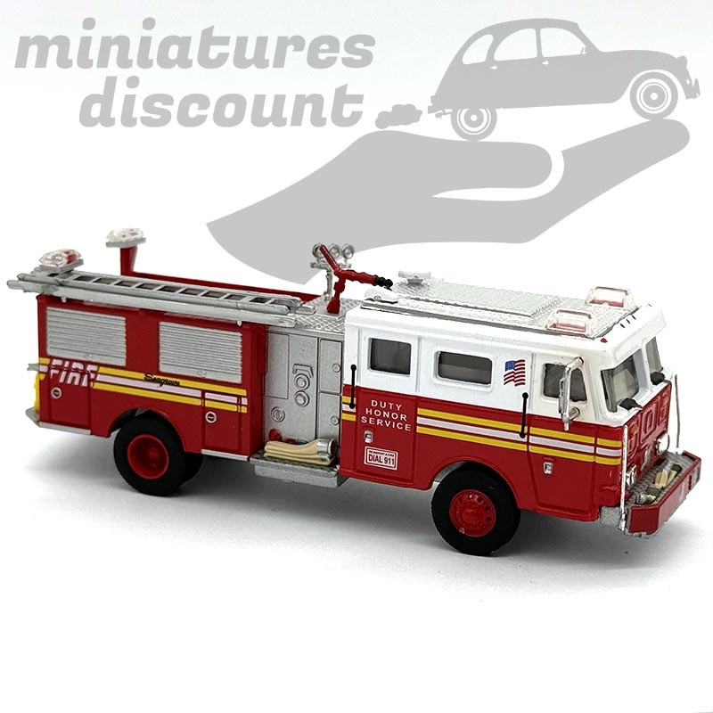 CAMION DE POMPIERS AMÉRICAIN, USA "FIRE DEPARTMENT EQUIPMENT TRUCK" (ROUGE) - SCHUCO - 1/87ème en boite